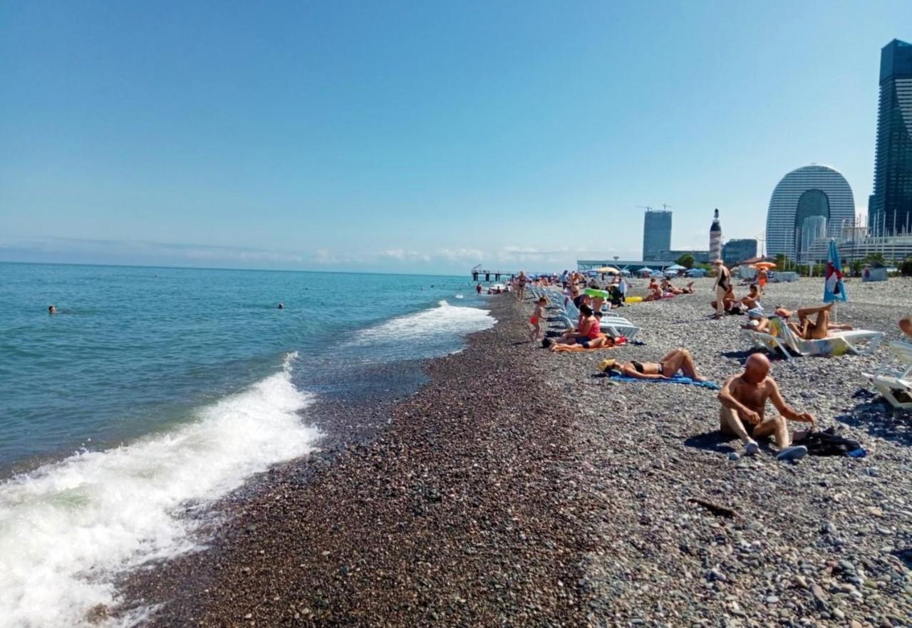 Orbi City Sea View Aparthotel Batumi Exterior photo